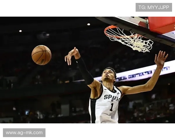 马刺新星文班亚马再度惊艳,全场欢呼,文班亚马集锦 马刺新星文班亚马再度惊艳,全场欢呼,文班亚马集锦